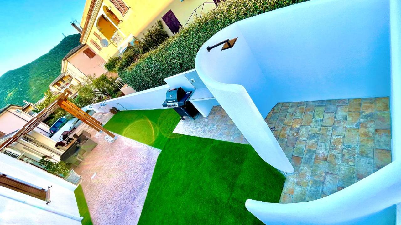 Le Residenze Del Mare Monolocale N2 Apartment La Caletta Exterior photo